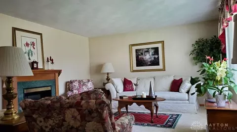 5230 Ridgewood Rd, Springfield, OH 45503 photo 3