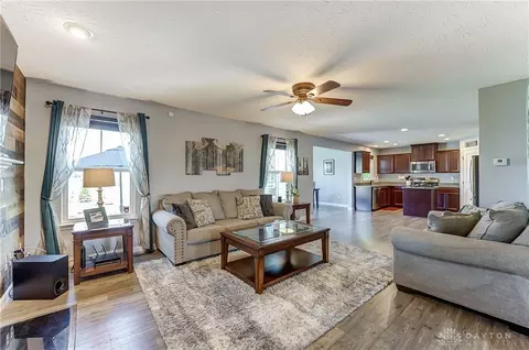 24 Kameron Dr, Monroe, OH 45050 photo 2