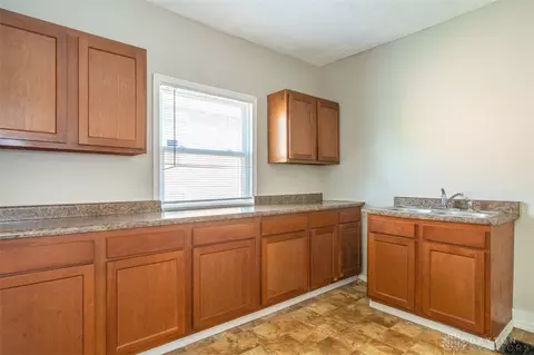 53 E Bruce Ave, Dayton, OH 45405 photo 9