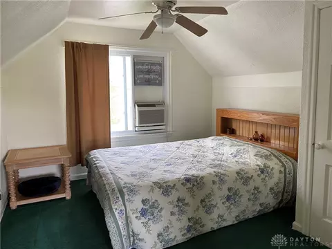 1813 Rainbow Dr, Dayton, OH 45420 photo 30