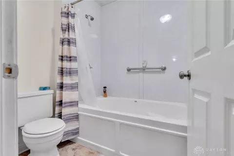 9788 Rose Arbor Dr, Dayton, OH 45458 photo 21