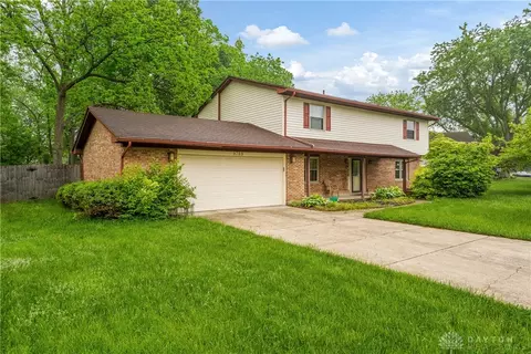 9788 Rose Arbor Dr, Dayton, OH 45458 photo 1