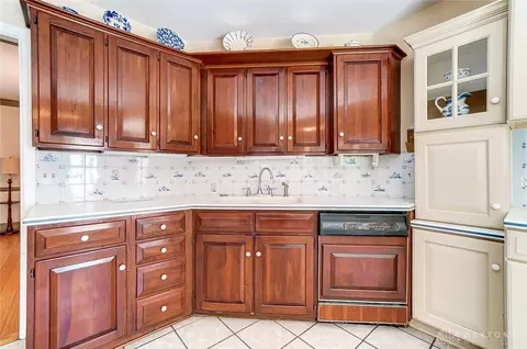 2324 Saint Paris Pike, Springfield, OH 45504 photo 18