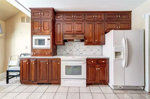 2324 Saint Paris Pike, Springfield, OH 45504 photo 19