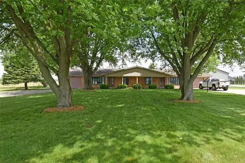 7850 Troy Rd, Springfield, OH 45502 photo 2