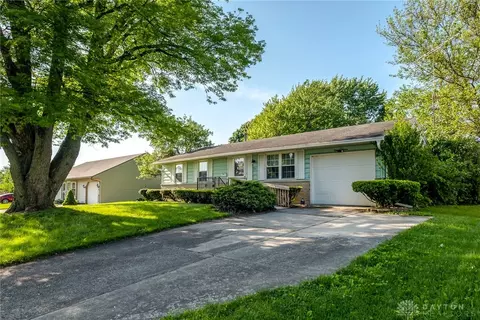 1515 Attleboro Ave, Springfield, OH 45503 photo 2