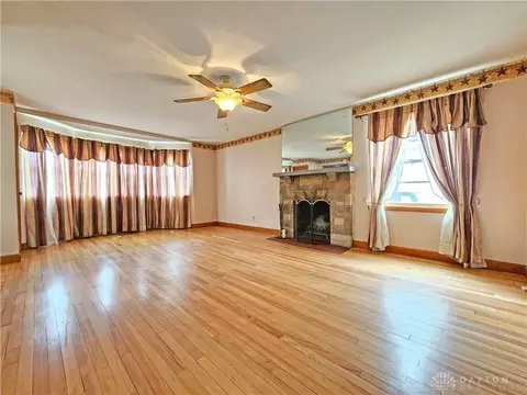 2120 Maiden Ln, Springfield, OH 45504 photo 3