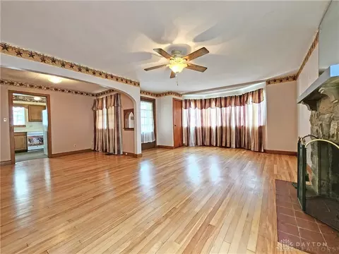 2120 Maiden Ln, Springfield, OH 45504 photo 4