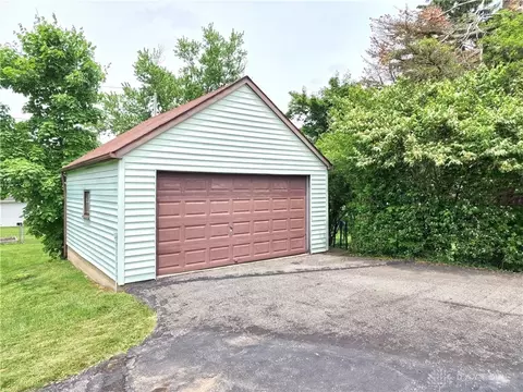 2120 Maiden Ln, Springfield, OH 45504 photo 22