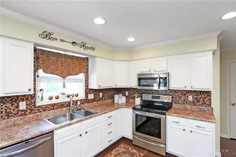 616 Edgewood Dr, Monroe, OH 45050 photo 20