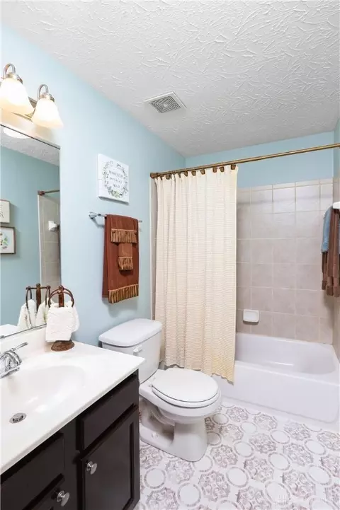 616 Edgewood Dr, Monroe, OH 45050 photo 41