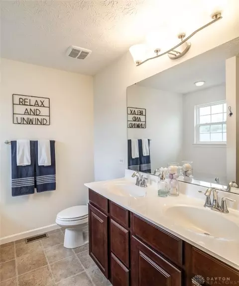 1433 Artesian Ln, Fairborn, OH 45324 photo 24