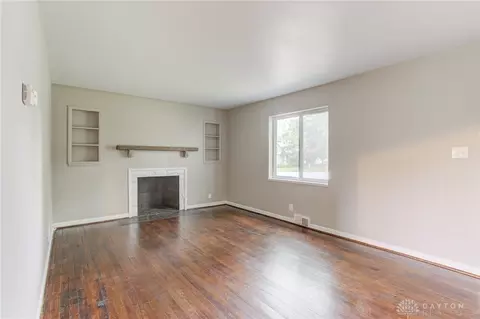 321 E Nottingham Rd, Dayton, OH 45405 photo 12