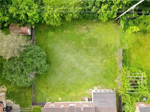 321 E Nottingham Rd, Dayton, OH 45405 photo 6