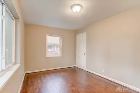 321 E Nottingham Rd, Dayton, OH 45405 photo 23