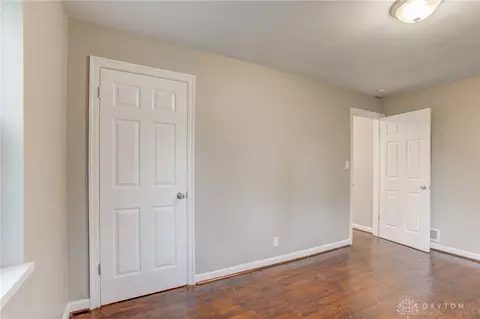 321 E Nottingham Rd, Dayton, OH 45405 photo 25