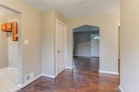 321 E Nottingham Rd, Dayton, OH 45405 photo 16