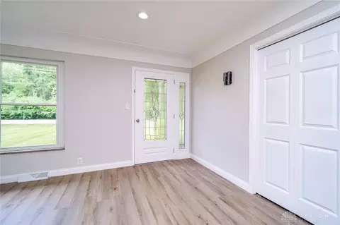 3749 E Patterson Rd, Beavercreek, OH 45430 photo 5