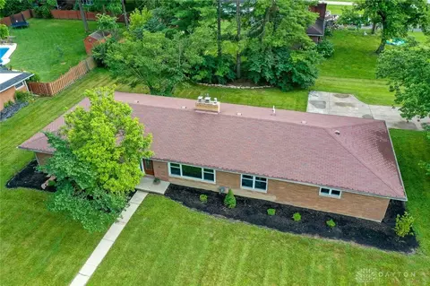 3749 E Patterson Rd, Beavercreek, OH 45430 photo 2