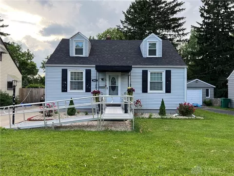 1413 N Plum St, Springfield, OH 45504 photo 1