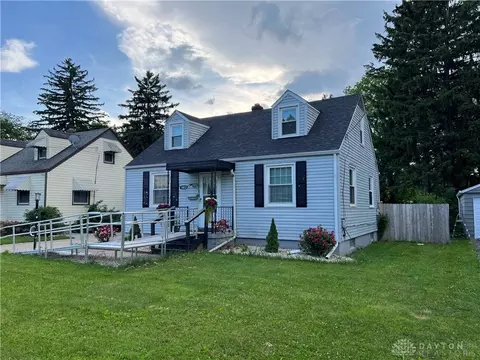 1413 N Plum St, Springfield, OH 45504 photo 3