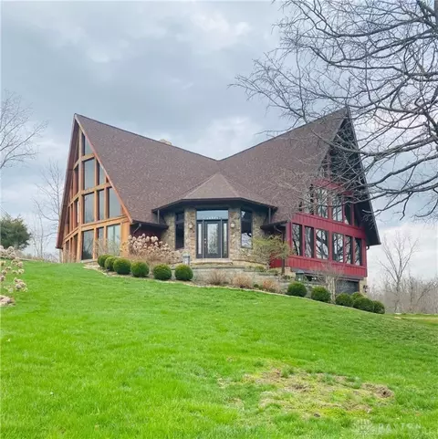 2692 Wildflower Dr, Springfield, OH 45504 photo 1