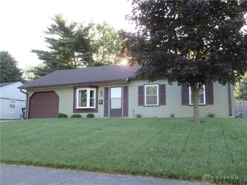 3240 Erter Dr, Springfield, OH 45503 photo 1