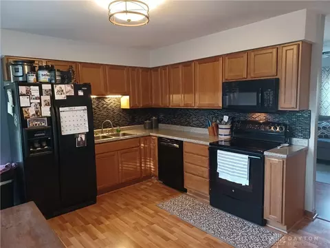 3240 Erter Dr, Springfield, OH 45503 photo 5