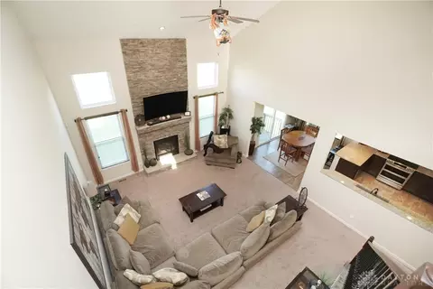 1071 Bluffview Dr, Fairborn, OH 45324 photo 14