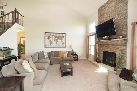 1071 Bluffview Dr, Fairborn, OH 45324 photo 15