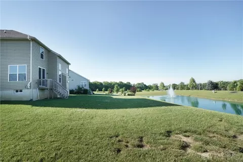 1071 Bluffview Dr, Fairborn, OH 45324 photo 37