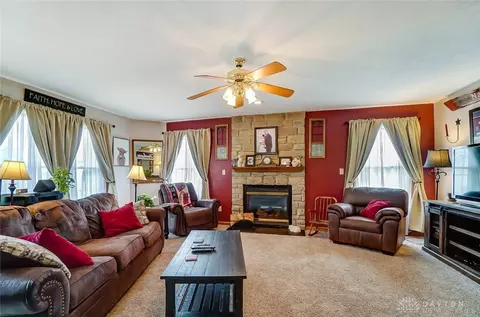 318 Victory Rd, Springfield, OH 45504 photo 9