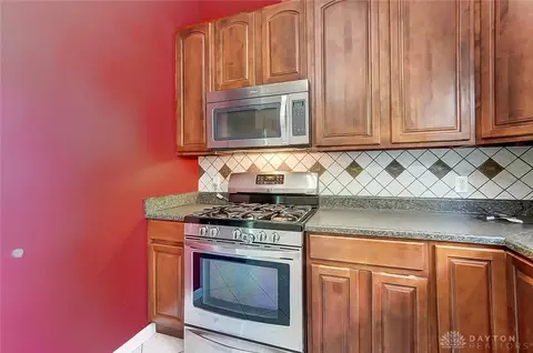 5218 E County Line Rd, Springfield, OH 45502 photo 18