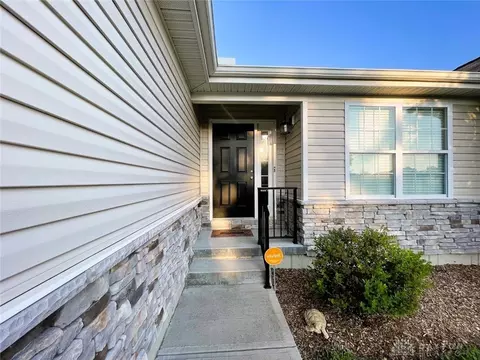 818 Linden Crk, Morrow, OH 45152 photo 3