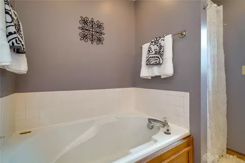 4663 Snider Rd, Fairborn, OH 45324 photo 17