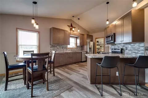 4663 Snider Rd, Fairborn, OH 45324 photo 7