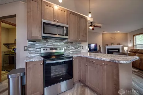 4663 Snider Rd, Fairborn, OH 45324 photo 10