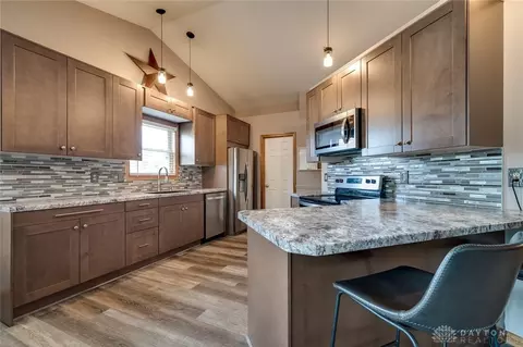 4663 Snider Rd, Fairborn, OH 45324 photo 8
