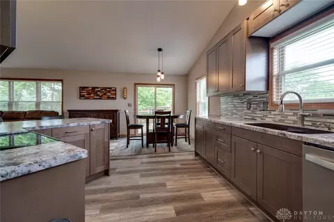 4663 Snider Rd, Fairborn, OH 45324 photo 11