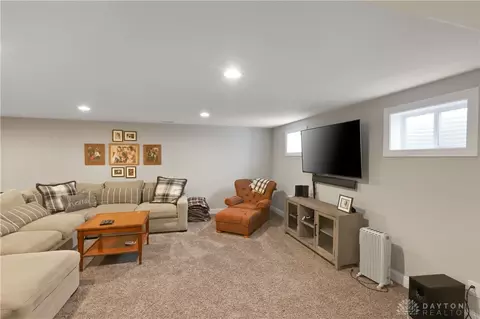 370 Sunset Dr, Franklin, OH 45005 photo 24