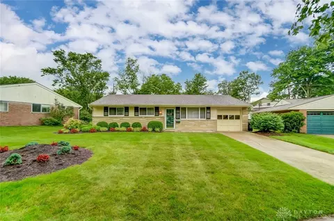 134 Bayham Dr, Cincinnati, OH 45218 photo 4