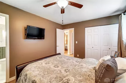 134 Bayham Dr, Cincinnati, OH 45218 photo 23