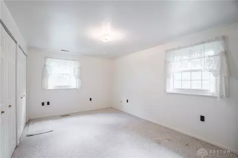 2270 Ebersole Rd, Springfield, OH 45502 photo 17
