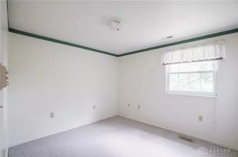2270 Ebersole Rd, Springfield, OH 45502 photo 14
