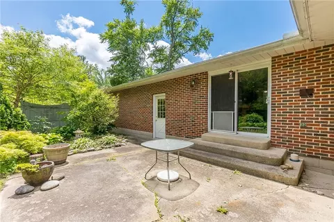 2270 Ebersole Rd, Springfield, OH 45502 photo 24