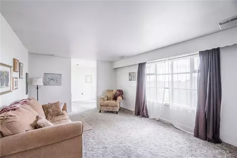 2270 Ebersole Rd, Springfield, OH 45502 photo 7