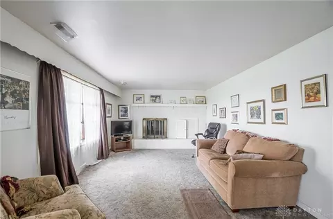 2270 Ebersole Rd, Springfield, OH 45502 photo 6