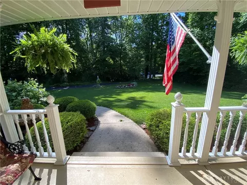 513 Rockview Dr, Springfield, OH 45504 photo 5