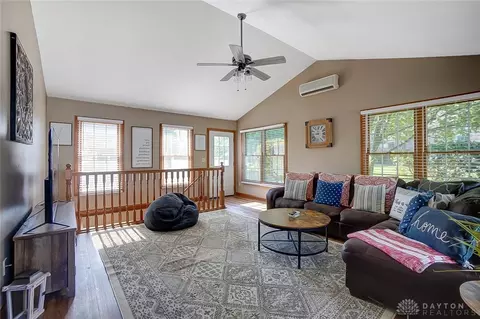 709 Hiser Ave, Springfield, OH 45503 photo 8