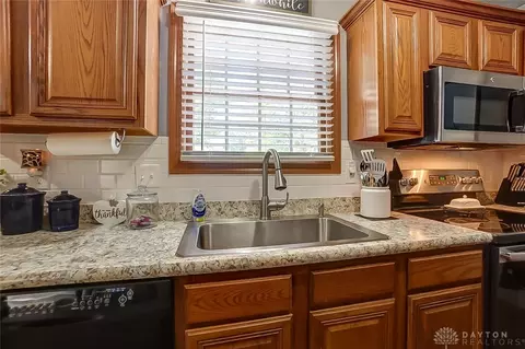 709 Hiser Ave, Springfield, OH 45503 photo 12